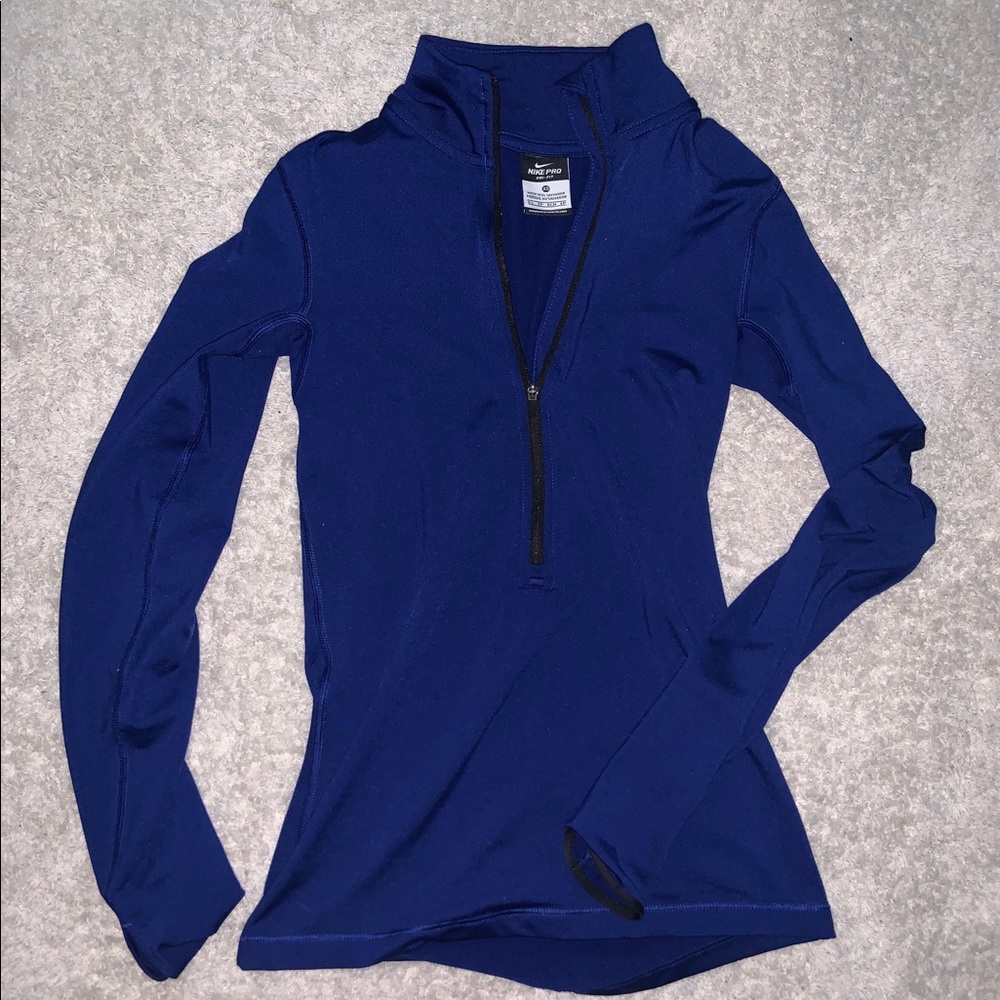 Like new NIKE PRO QUARTER ZIP!